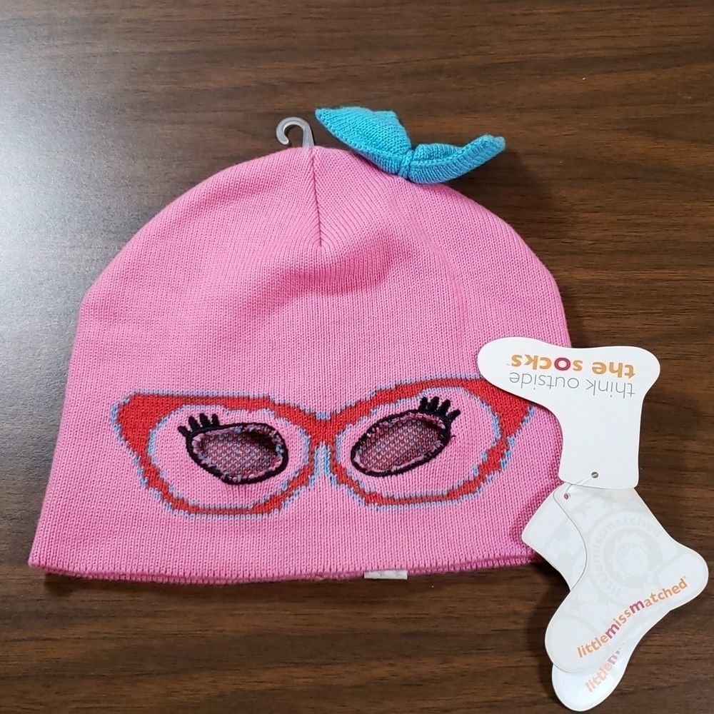 NEW‎ Little Missmatched Cat Eye Glasses Cutout Hat